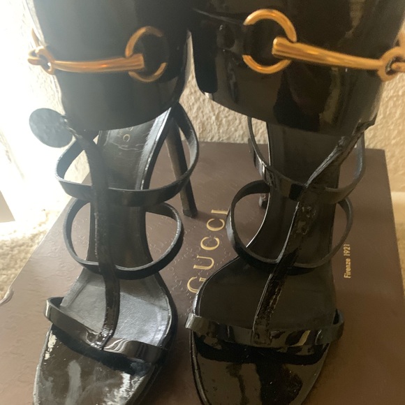 Gucci patent leather sandal - Picture 2 of 8